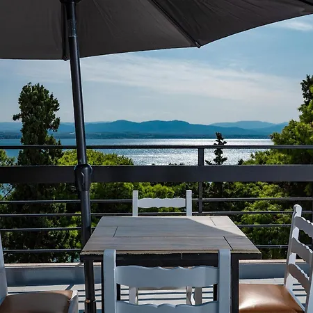 Genesis Hotel